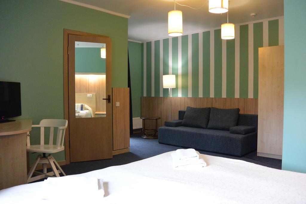Alba Hotel Jūrkalne Εξωτερικό φωτογραφία